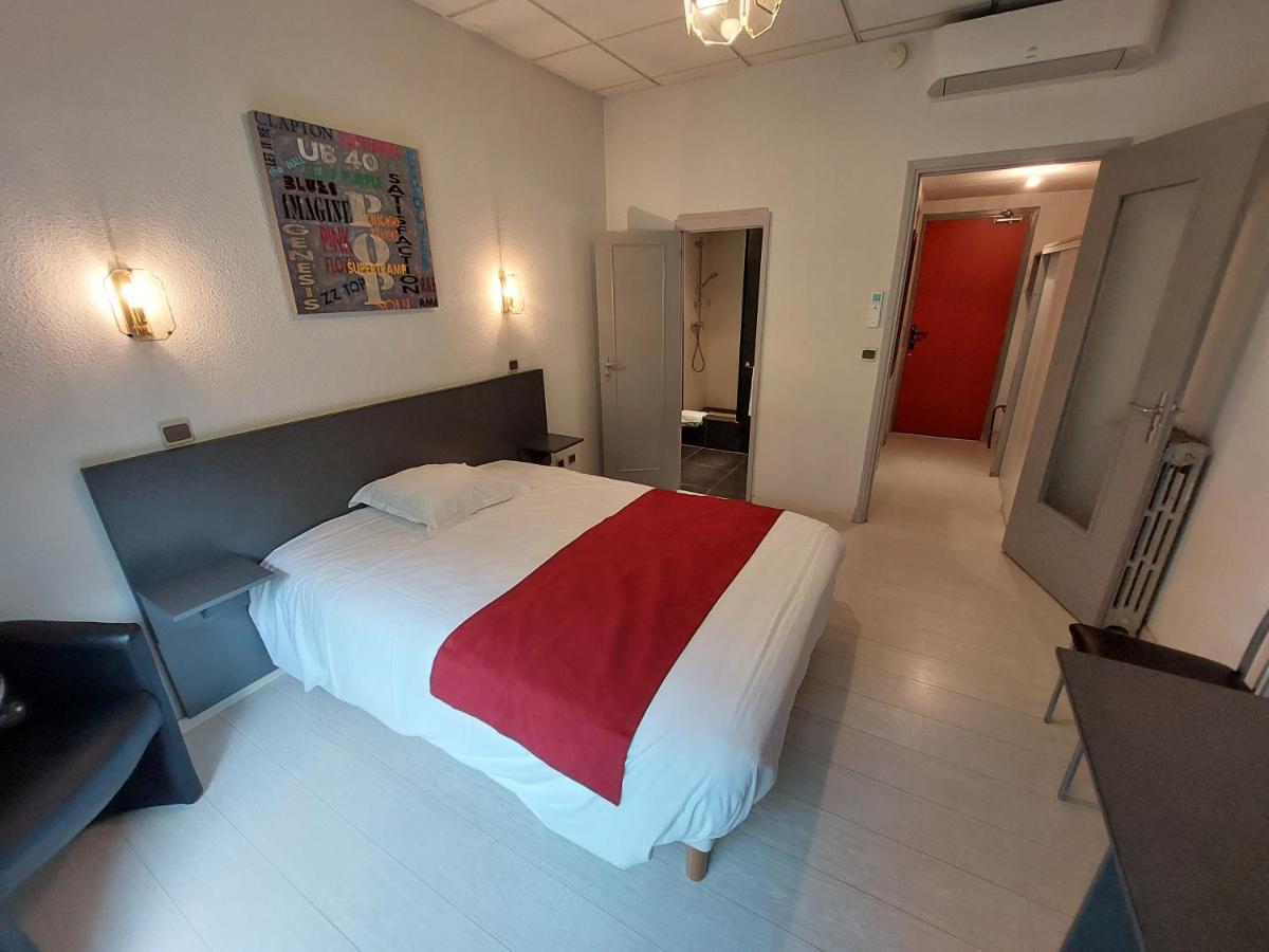 Logis Hotels - Hotel Et Restaurant Le Relais Des Garrigues Grisolles  Buitenkant foto